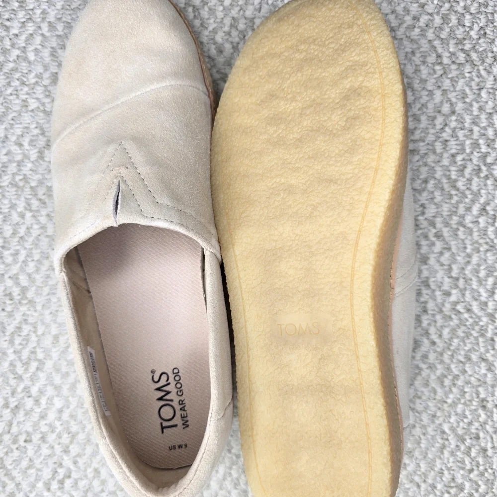 TOMS Women's Adelaide Suede Tan Platform Espadrille Slip-Ons 9